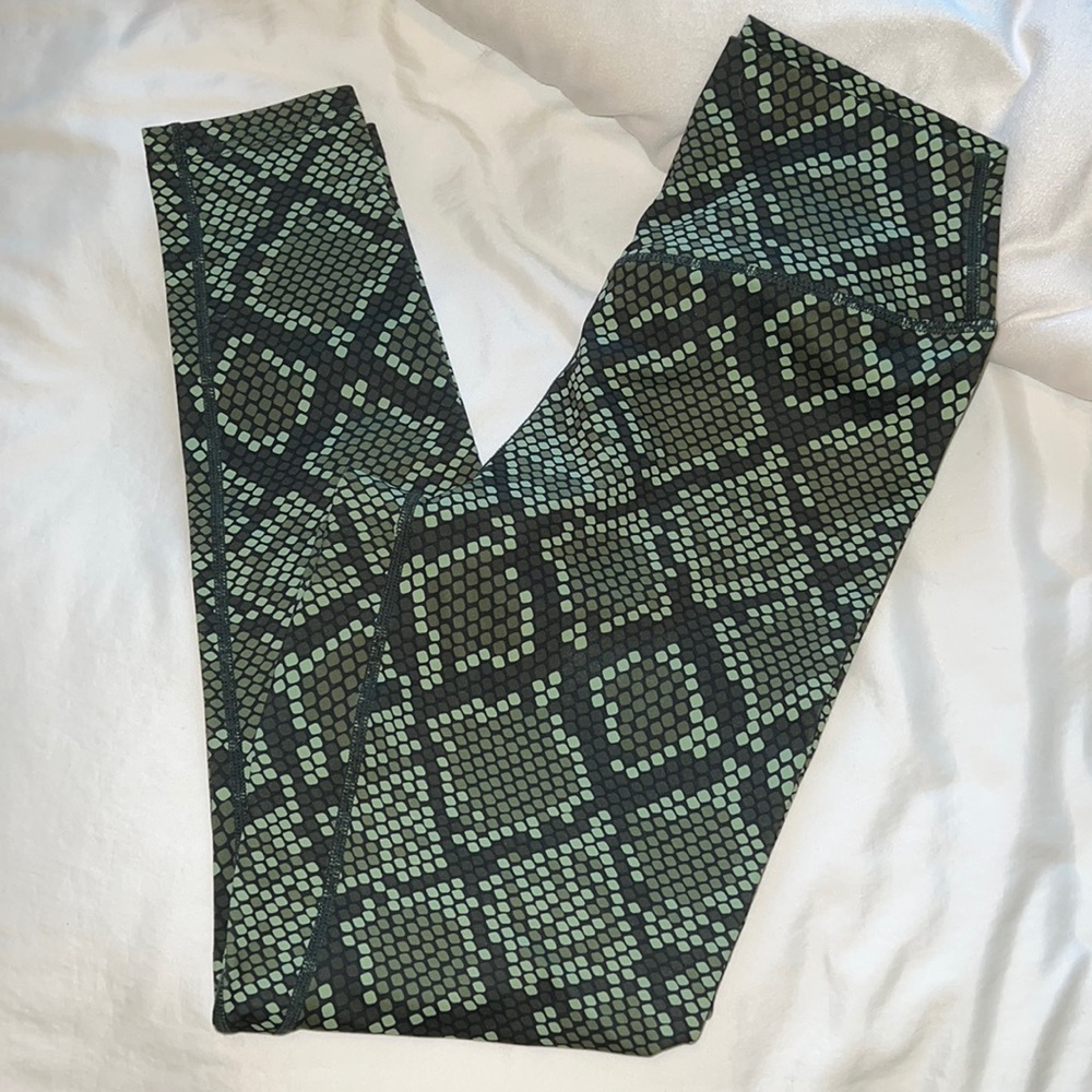 Balance Athletica Ascend Pant in Green Viper Size M